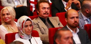 gencebay_sessizligini_bozdu