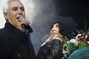 SERTAP ERENER’DEN YAĞMUR ALTINDA UNUTULMAZ KONSER