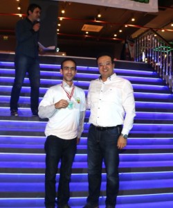 En iyi erkek oyuncu Mesut Demir (Small)