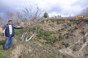 BURSA'DA HEYELAN İKİ MAHALLEYİ TEHDİT EDİYOR