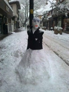 BURSA ESNAFINDAN KARDAN ADAM SERGİSİ