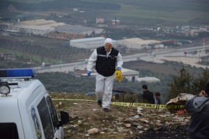 ÇOBAN KÖPEKLERİ CESET BULDU TANINMAYACAK HALDEKİ CESEDİN, 27 OCAKTA KAÇIRILAN VE AİLESİNDEN FİDYE İSTENEN ORHANGAZİLİ İŞ ADAMININ OĞLUNA AİT OLDUĞU SANILIYOR