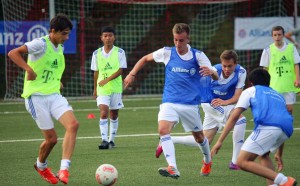 1229858_327181934094691_1716816082_n