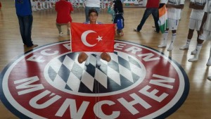 526306_315795895233295_2089318360_n