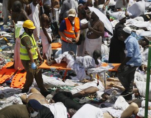 Over 450 dead 700 wounded in stampede duuring Hajj in Mecca