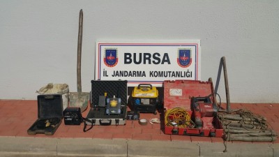 BURSA'DA DEFİNECİLERE SUÇÜSTÜ