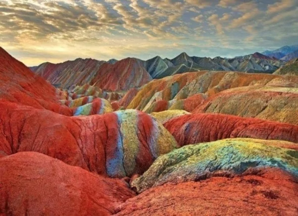 Görenleri büyüleyen doğa harikası