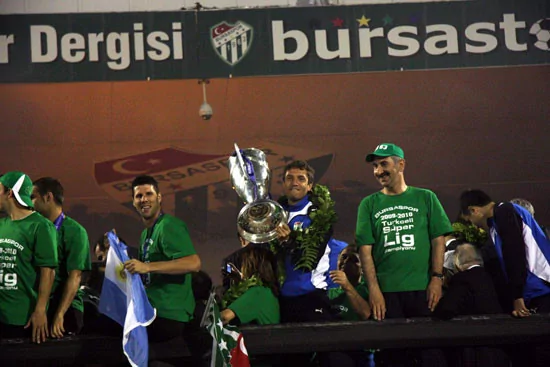 Yeşil-Beyaz devrimin yıl dönümü