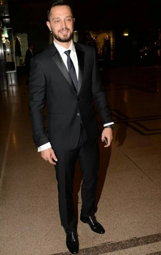 Ünlü isimler hangi bölümlerden mezun?