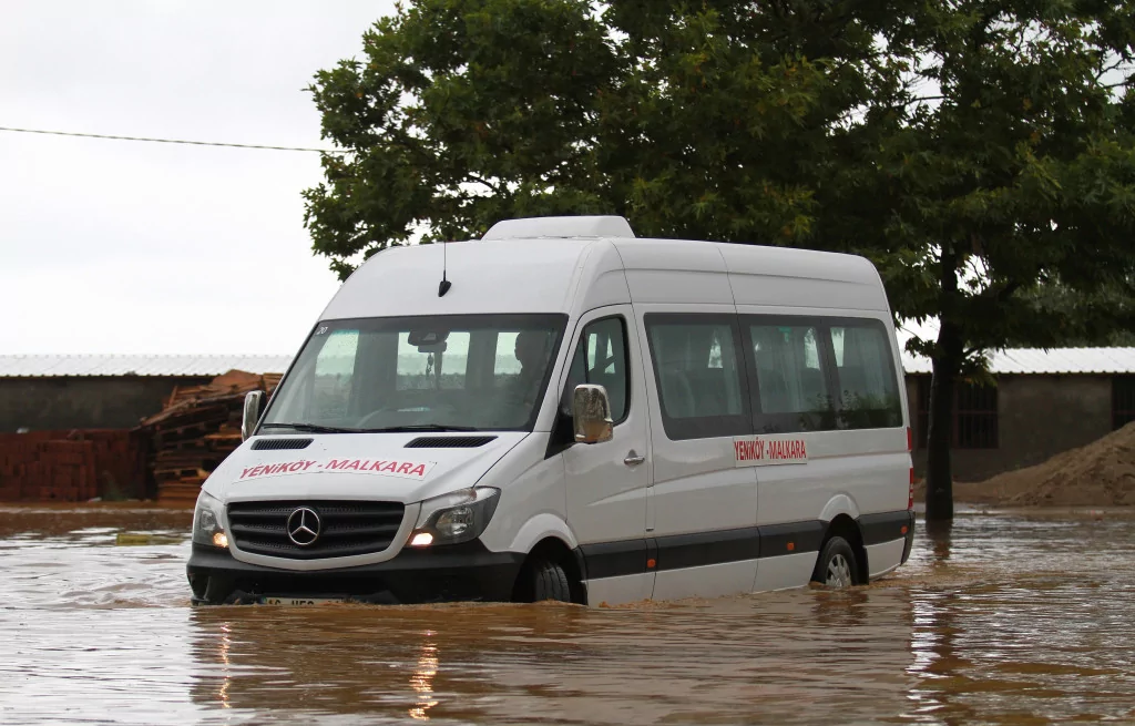 Bursa'yı sel bastı! (FOTO GALERİ)