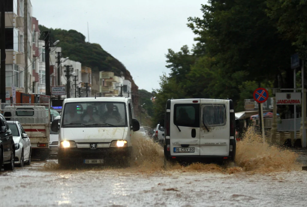 Bursa'yı sel bastı! (FOTO GALERİ)