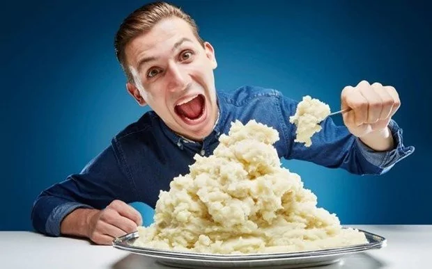 İşte dünyanın en uzun boylu kedisi