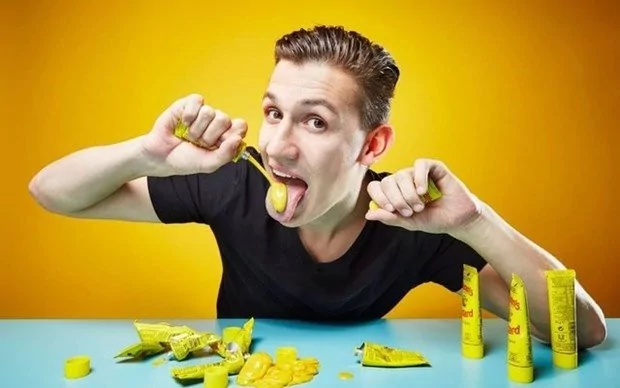 İşte dünyanın en uzun boylu kedisi