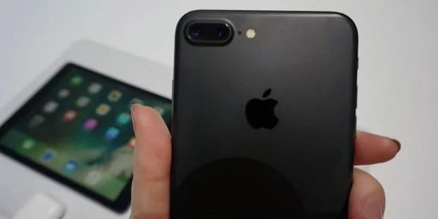 iPhone 8 ve iPhone X'in özellikleri neler?
