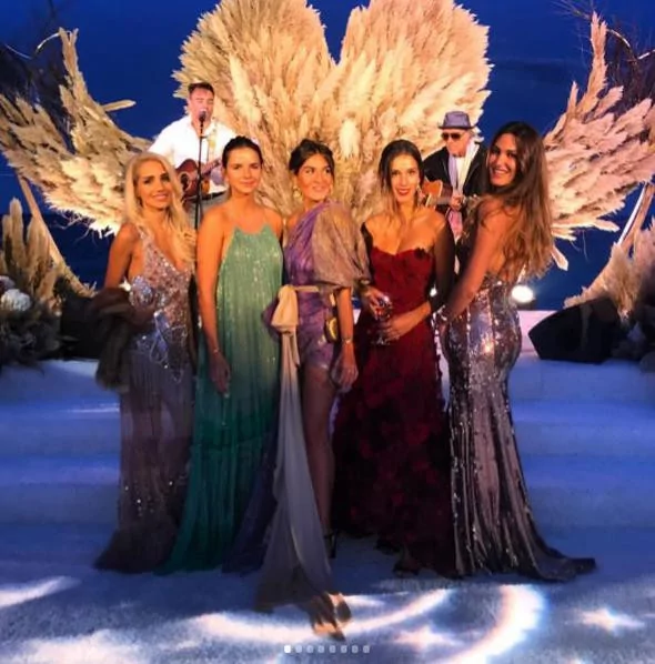 Acun Ilıcalı ile Şeyma Subaşı'nın düğününde şıklık yarışı