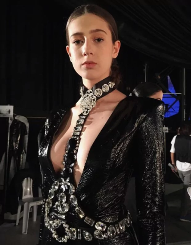 Tacı geri alınan Türkiye güzeli Itır Esen'in doğal halleri