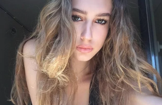 Tacı geri alınan Türkiye güzeli Itır Esen'in doğal halleri