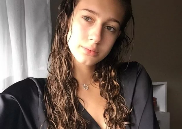 Tacı geri alınan Türkiye güzeli Itır Esen'in doğal halleri