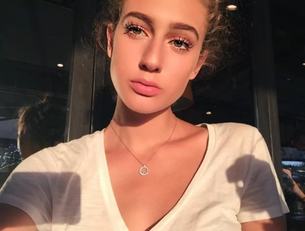 Tacı geri alınan Türkiye güzeli Itır Esen'in doğal halleri