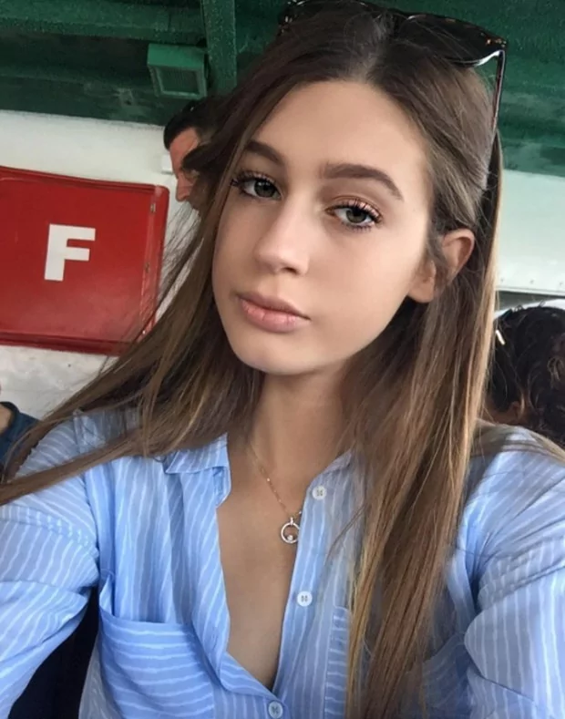 Tacı geri alınan Türkiye güzeli Itır Esen'in doğal halleri