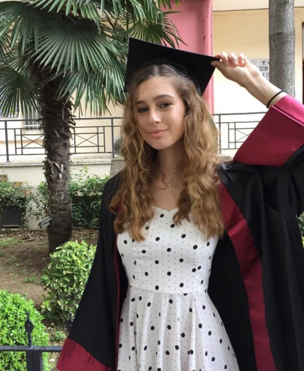 Tacı geri alınan Türkiye güzeli Itır Esen'in doğal halleri