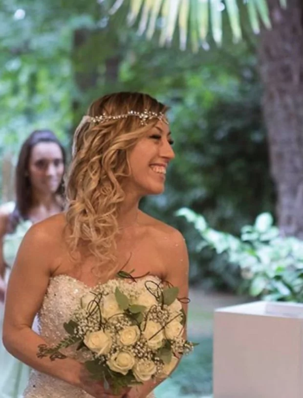 Kendisiyle evlenen 'yalnız gelin'