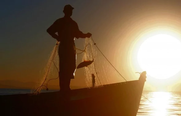 Beyşehir'de büyüleyen gün doğumu