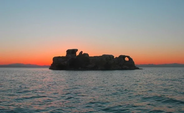 Beyşehir'de büyüleyen gün doğumu