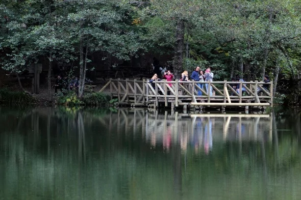 Yedigöller'in büyüleyen sonbahar manzarası