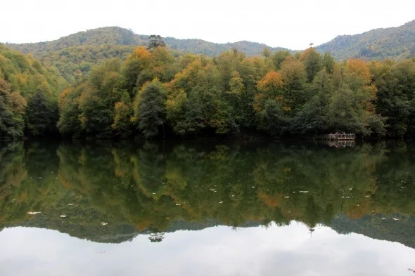 Yedigöller'in büyüleyen sonbahar manzarası