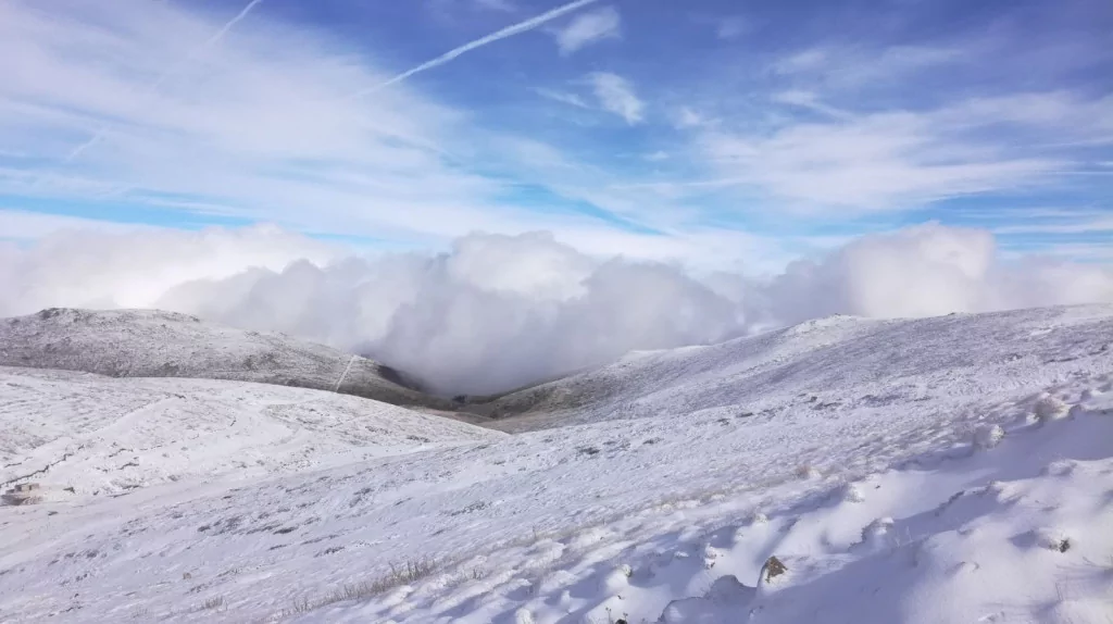 Bursa'dan yılın ilk kar manzaraları