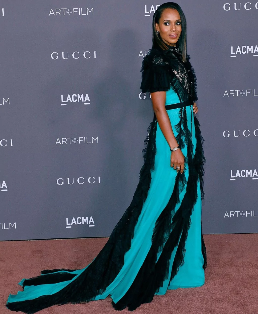 Kırmızı halıda yıldızlar geçidi