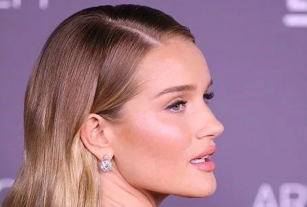 Kırmızı halıda yıldızlar geçidi