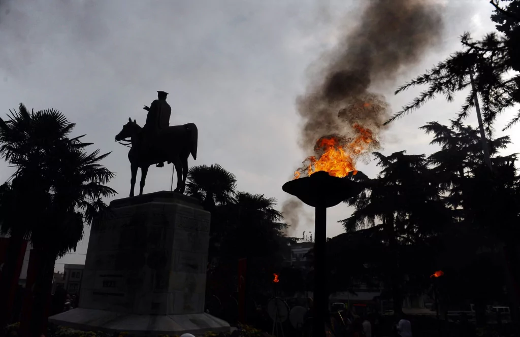 Saat 09.05'te Bursa'da hayat durdu