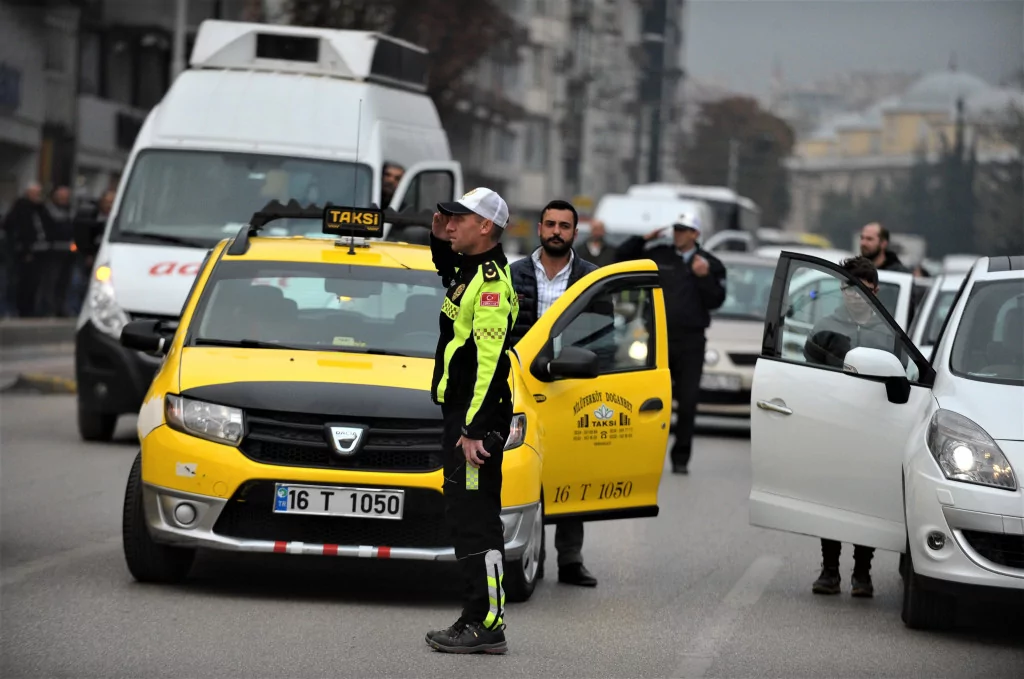 Saat 09.05'te Bursa'da hayat durdu