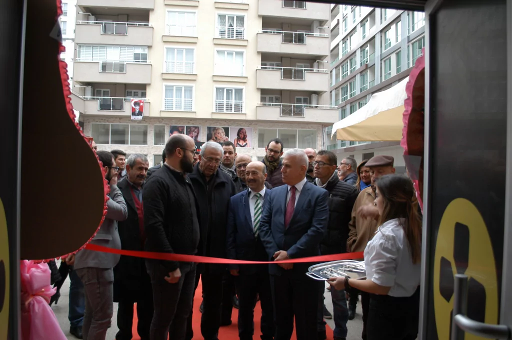 Bursa'da görkemli açılış