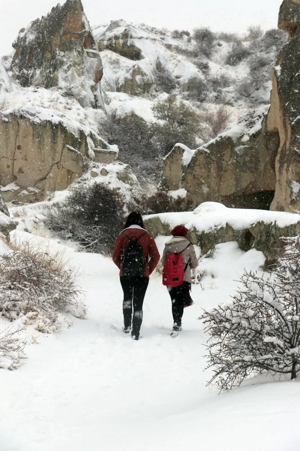 Kapadokya'dan muhteşem kar manzaraları