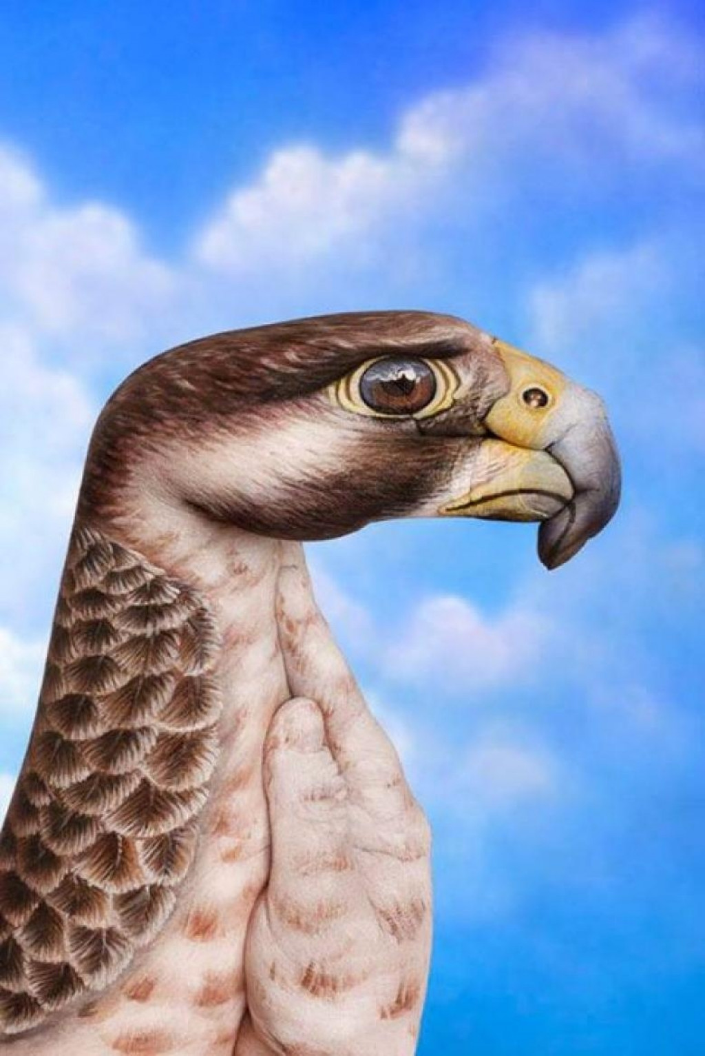 Gerçeklerinden ayırt edilemiyorlar!