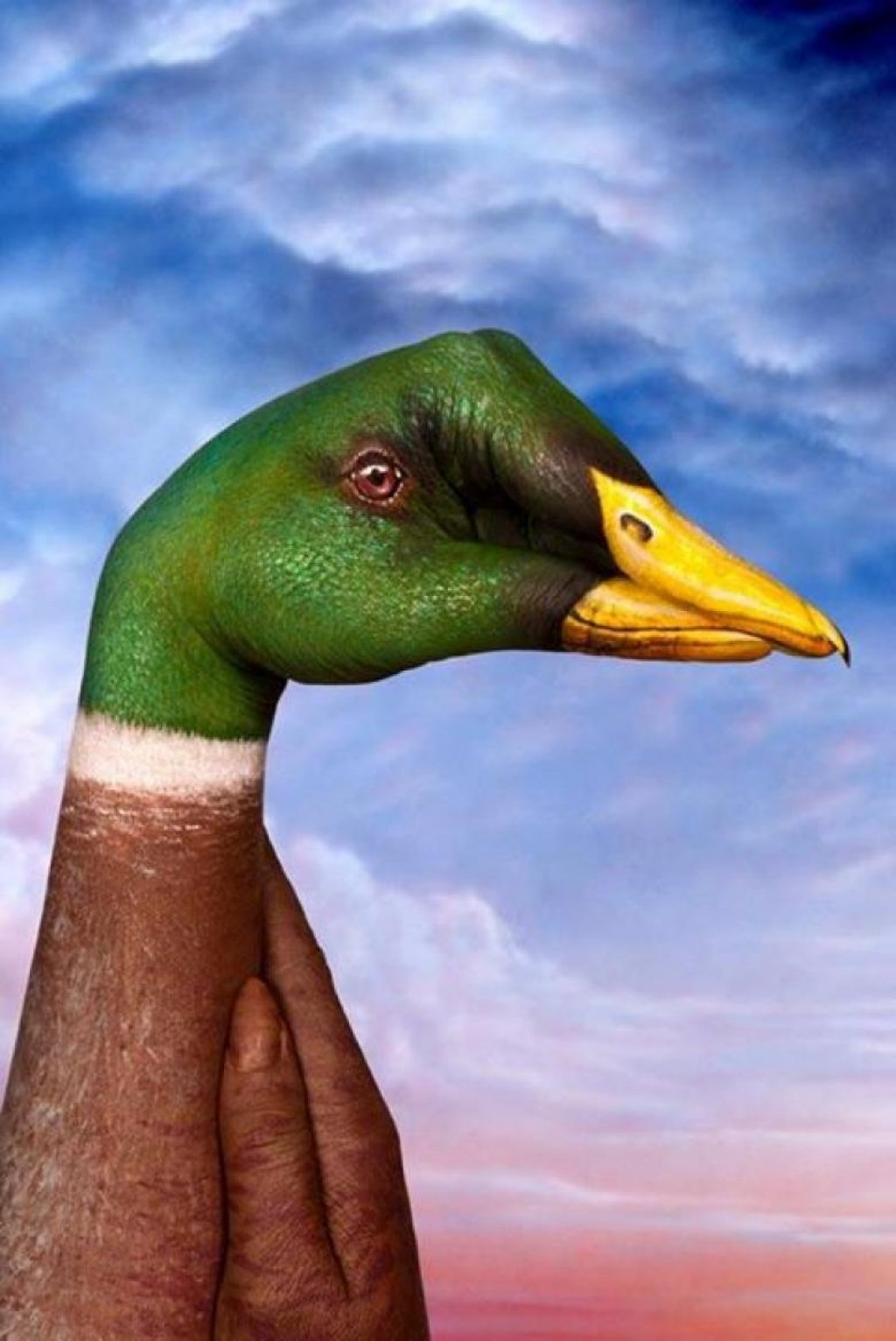 Gerçeklerinden ayırt edilemiyorlar!