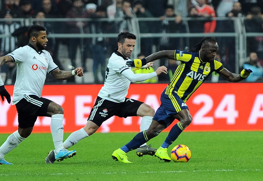 İşte tarihi derbiden tarihi kareler! (FOTO GALERİ)