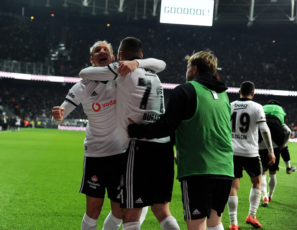 İşte tarihi derbiden tarihi kareler! (FOTO GALERİ)