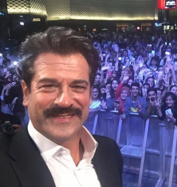 Ünlüler de yeni modaya uydu! (FOTO GALERİ)