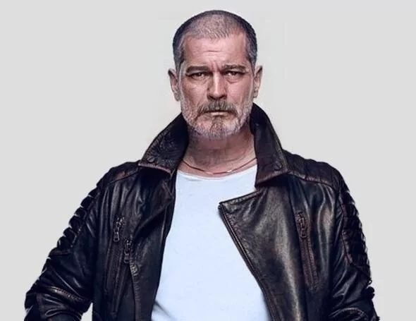 Ünlüler de yeni modaya uydu! (FOTO GALERİ)