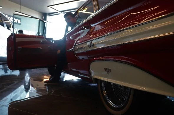 Bir zamanların efsanesiydi, şimdi vitrinde göz kamaştırıyor