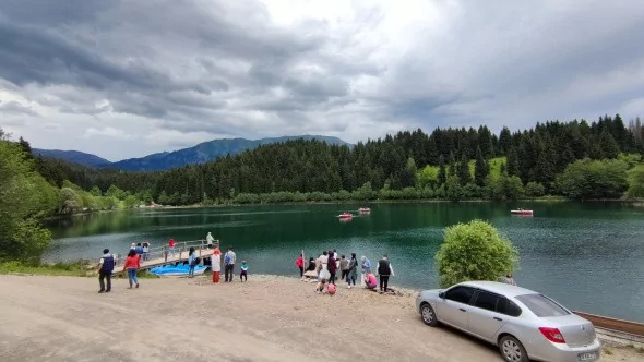 Turizmin kalbi Karagöl'de atıyor