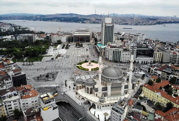 Taksim'in yeni silüeti AKM ile ortaya çıktı