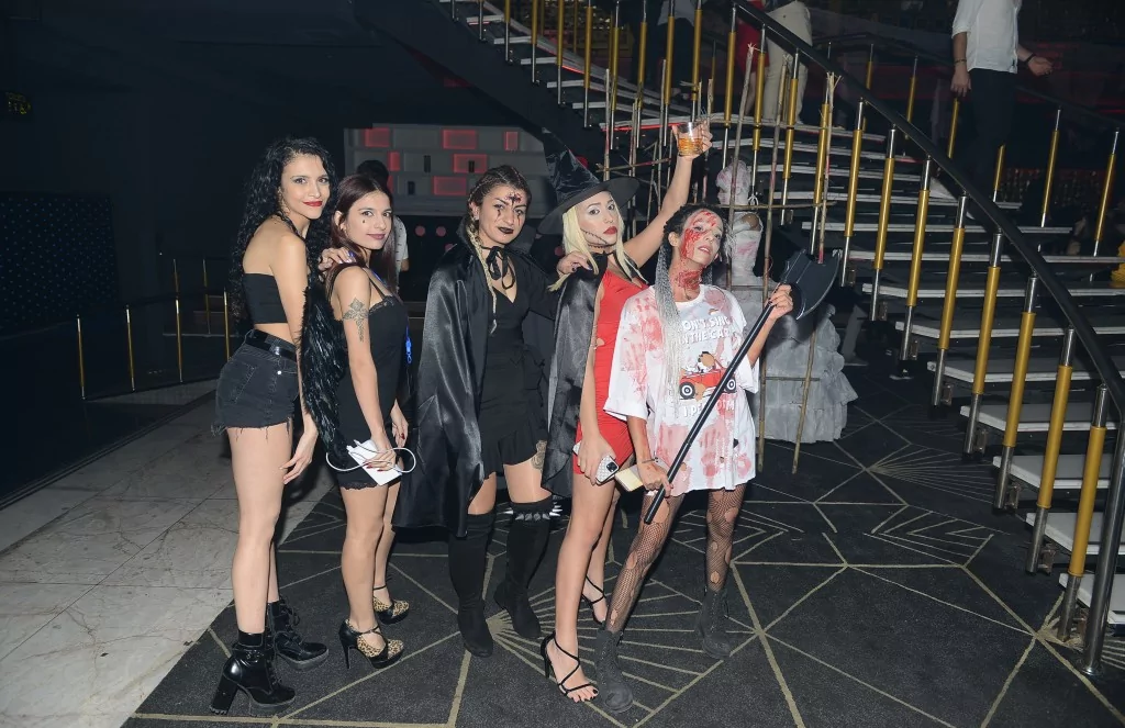 Bursa'yı cadılar bastı