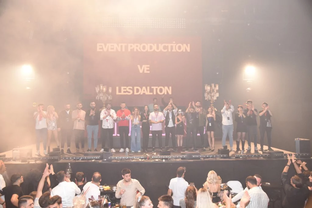 Bursa'yı cadılar bastı