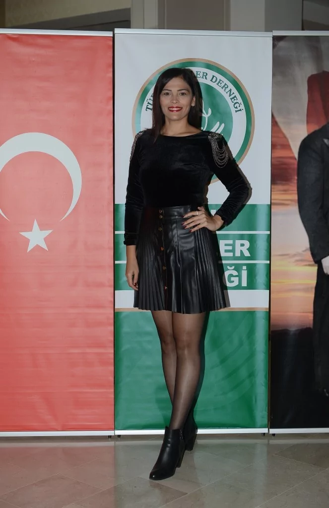 Annelerden renkli kutlama