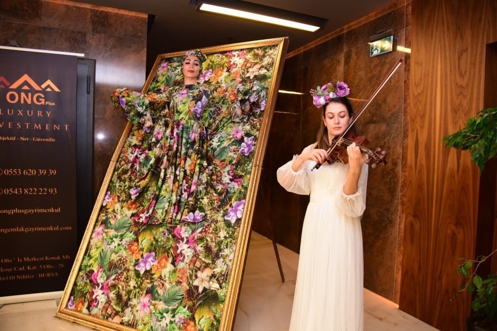 ONG Plus Gayrimenkul'a renkli açılış